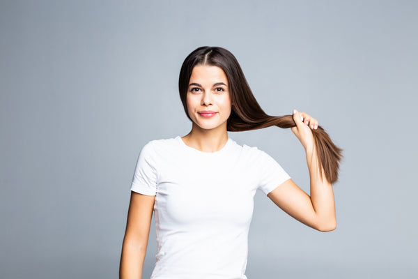 Hair Supplements for Women: Recovering from Postpartum Loss