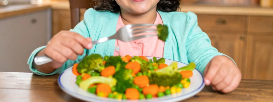 Clean nutrition for kids: a checklist for healthy eating and optimal development. 