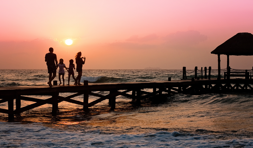 For Any Family Holiday These 6 Supplements Are A Must For Every Family Member