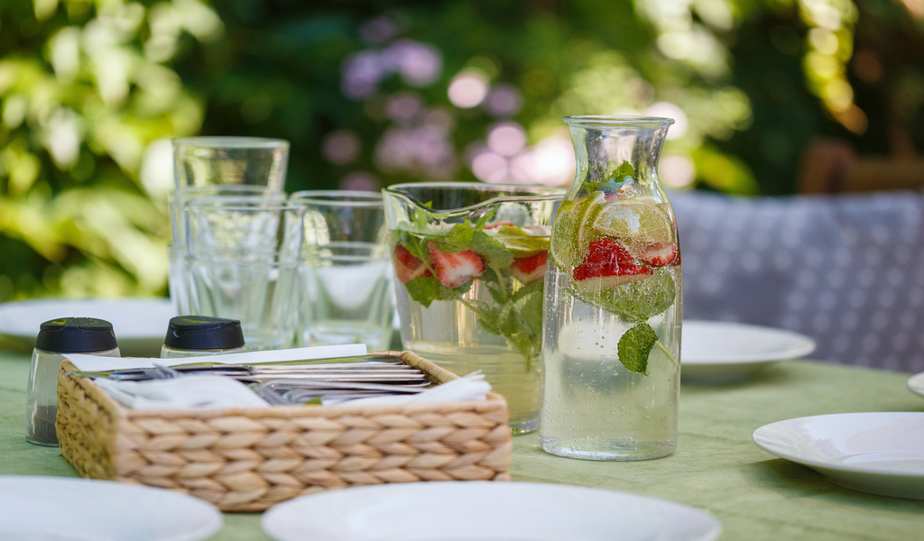 Understanding The Pros And Cons Of A Liquid Diet