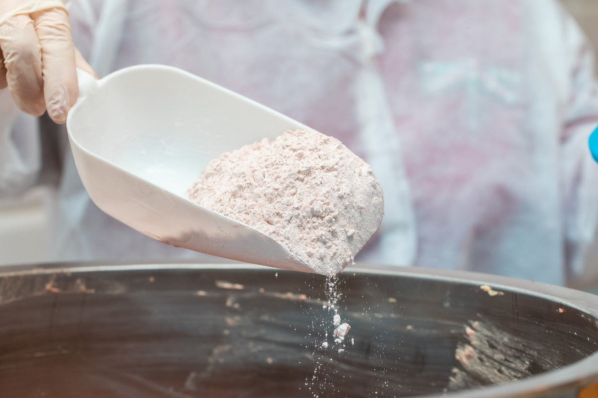 Whey Protein Powder Side Effects: How Processing & Additives Change Outcomes